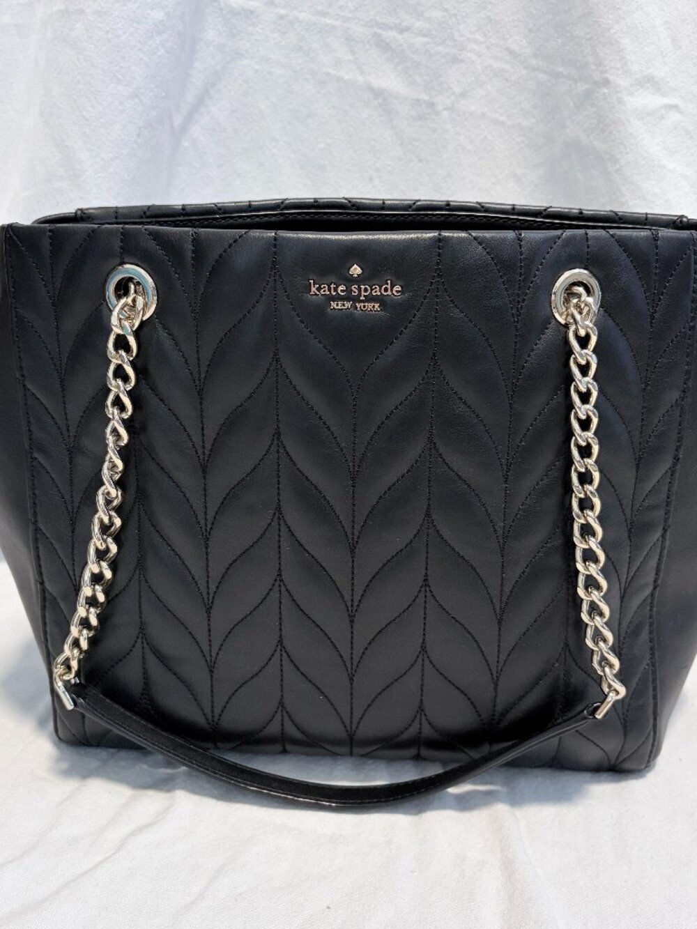 Kate Spade Briar Lane Quilted Willis Tote Bag Black Silver Handwear Chic Luxury - Picture 2 of 16